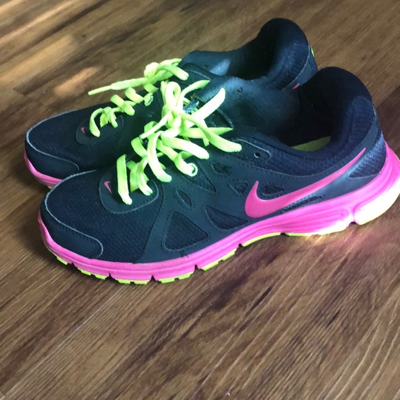 Cute Workout shoes!!! - Picture 3 of 3